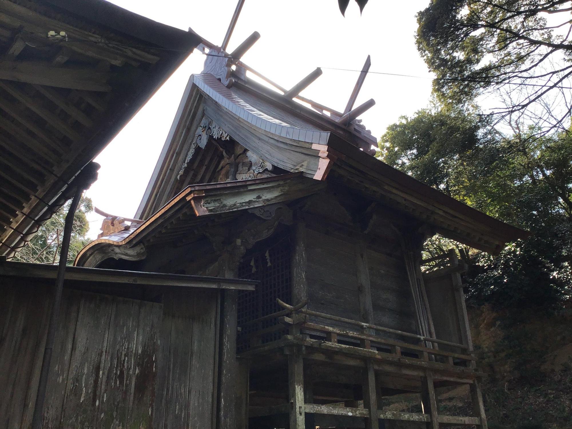 加茂那備神社