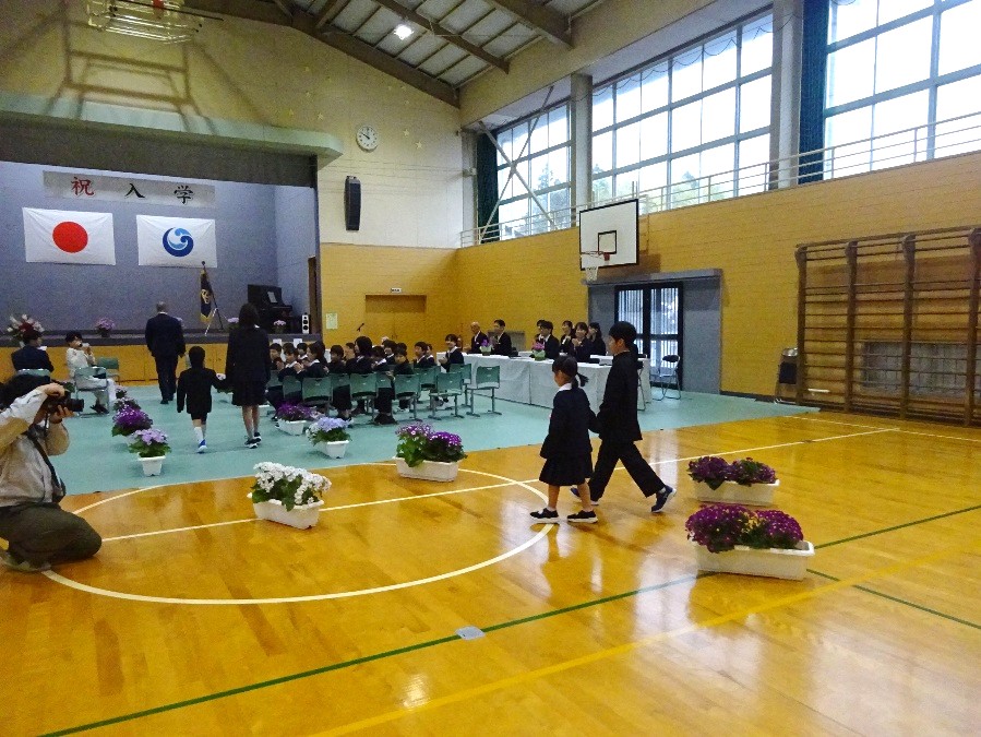 入学式挙行の様子
