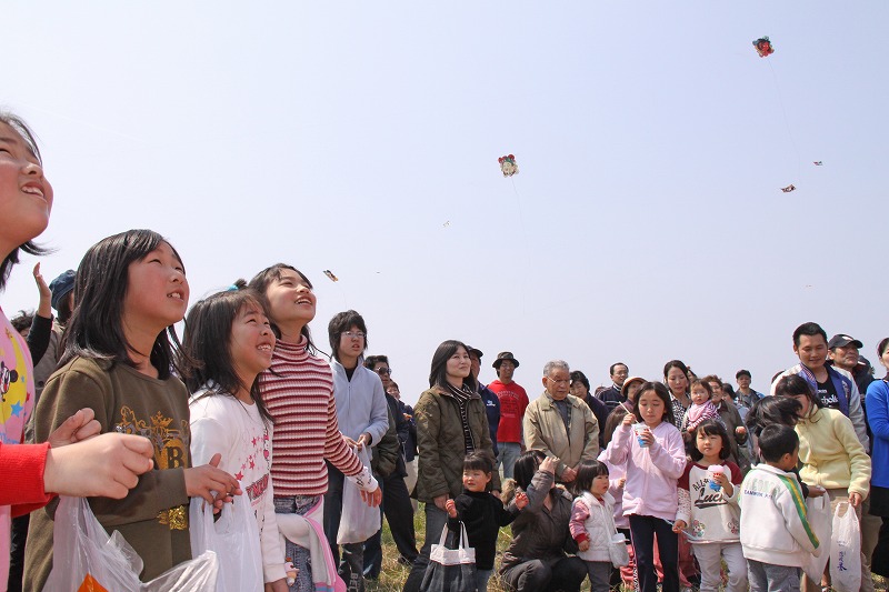 Iguri Kite-Flying (7)