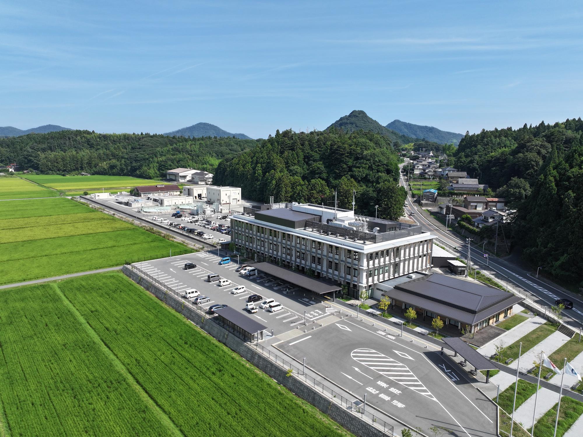 隠岐の島町役場本庁舎 (2)