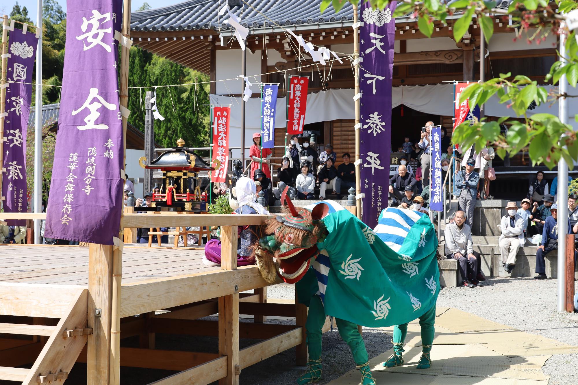 隠岐国分寺蓮華会舞 (3)