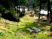 風光明媚な海岸と夕日がきれいな吉浦野営場の写真