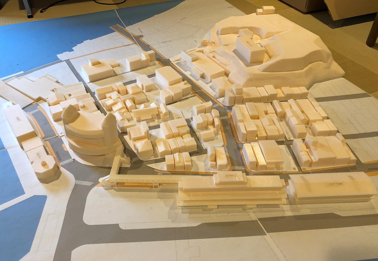 街を模った模型の写真