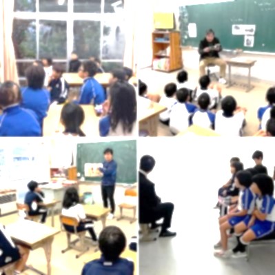 教室などの場所で先生の読み聞かせを聞く児童たちの複数の写真