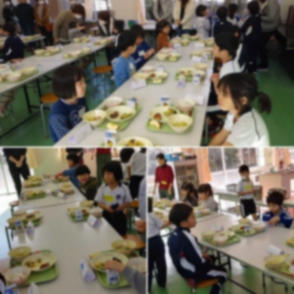 長机で児童たちが一緒に給食を食べている複数の写真