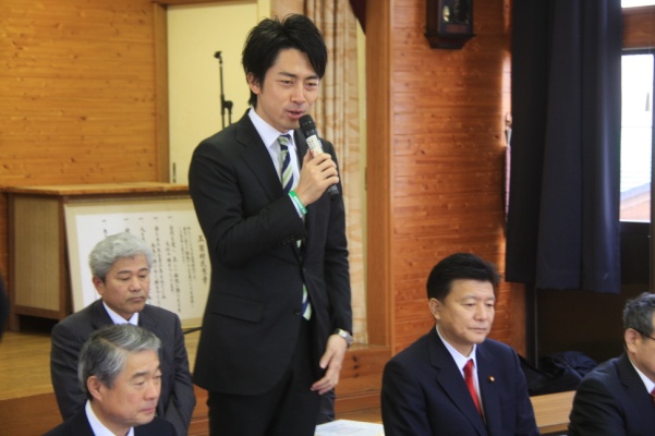 自民党議員来島005