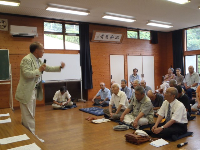 鈴木宗男氏との意見交換会002