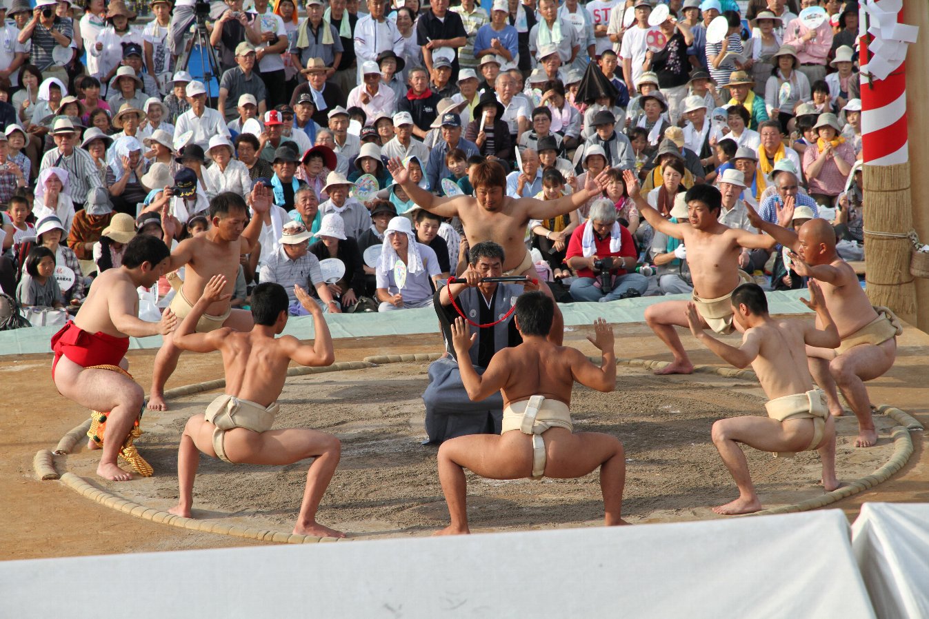 顔見せ土俵入り（座元）(1)の写真